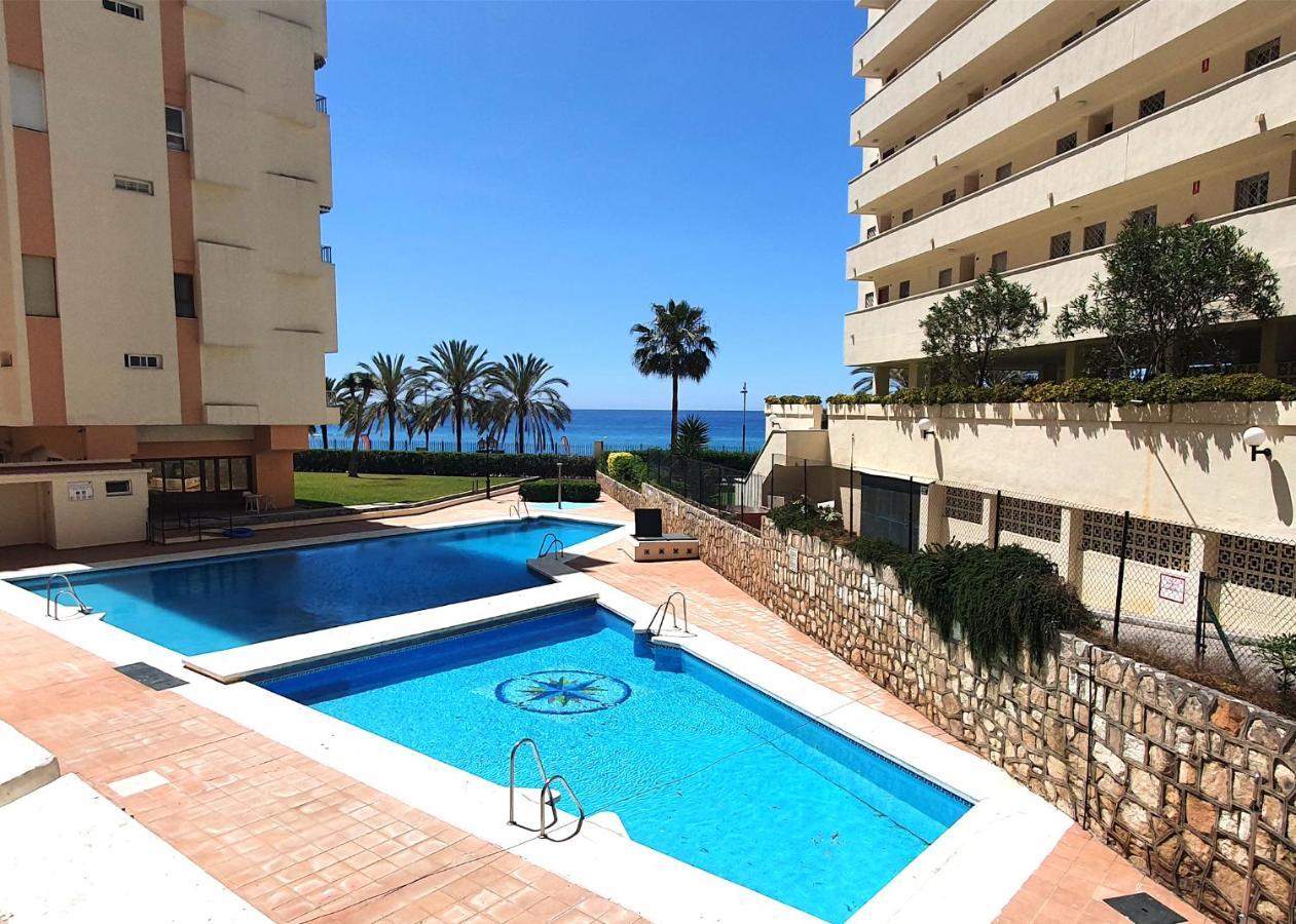 Beachfront Studio Apartment Marbella Zewnętrze zdjęcie